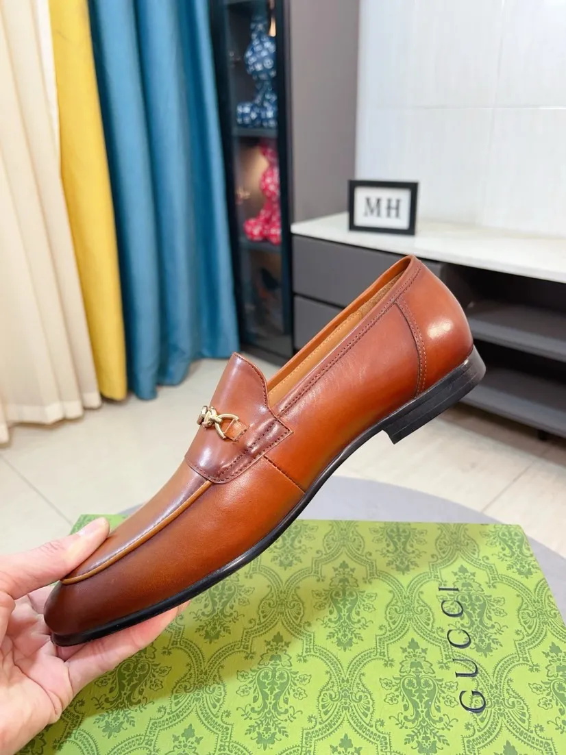 Men's shoes 💰500🌹🌹【GUCCI】The most popular classic Gucci leather shoes. Synchronized with the official website, the upper is made of Italian first-layer cowhide ➕cowhide lining, with unique brand and unique craftsmanship. Highlighting the hot style of the new year. Stop hesitating, stop wandering, get it now. Number: 38--44